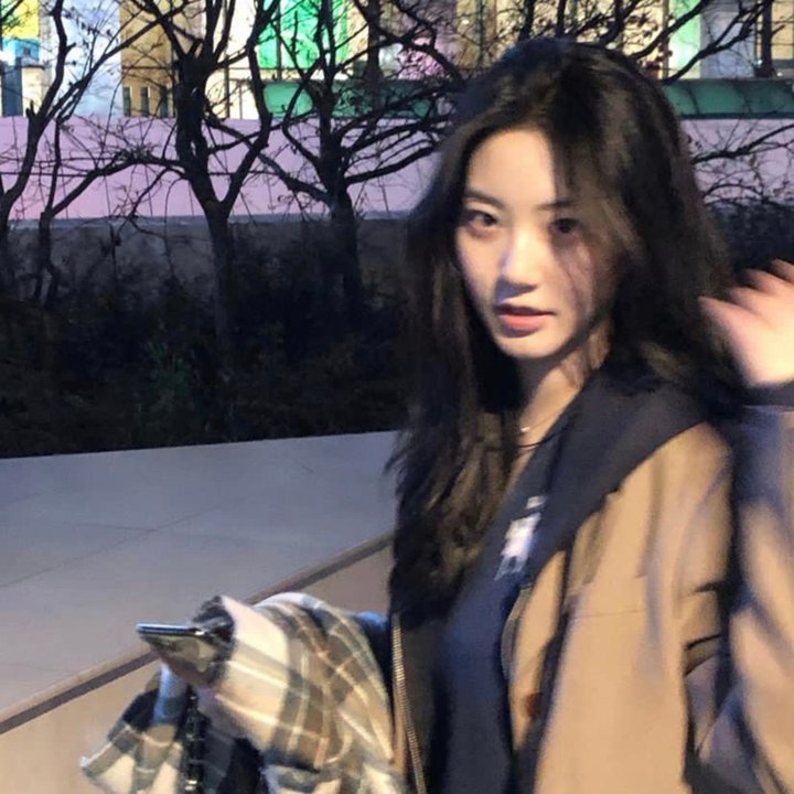女性狂